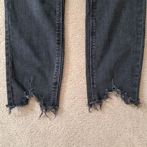 Zara Jeans Womens 10 The Skinny in Pearl Black Ankle Length Frayed Hem - Picture 7 of 13